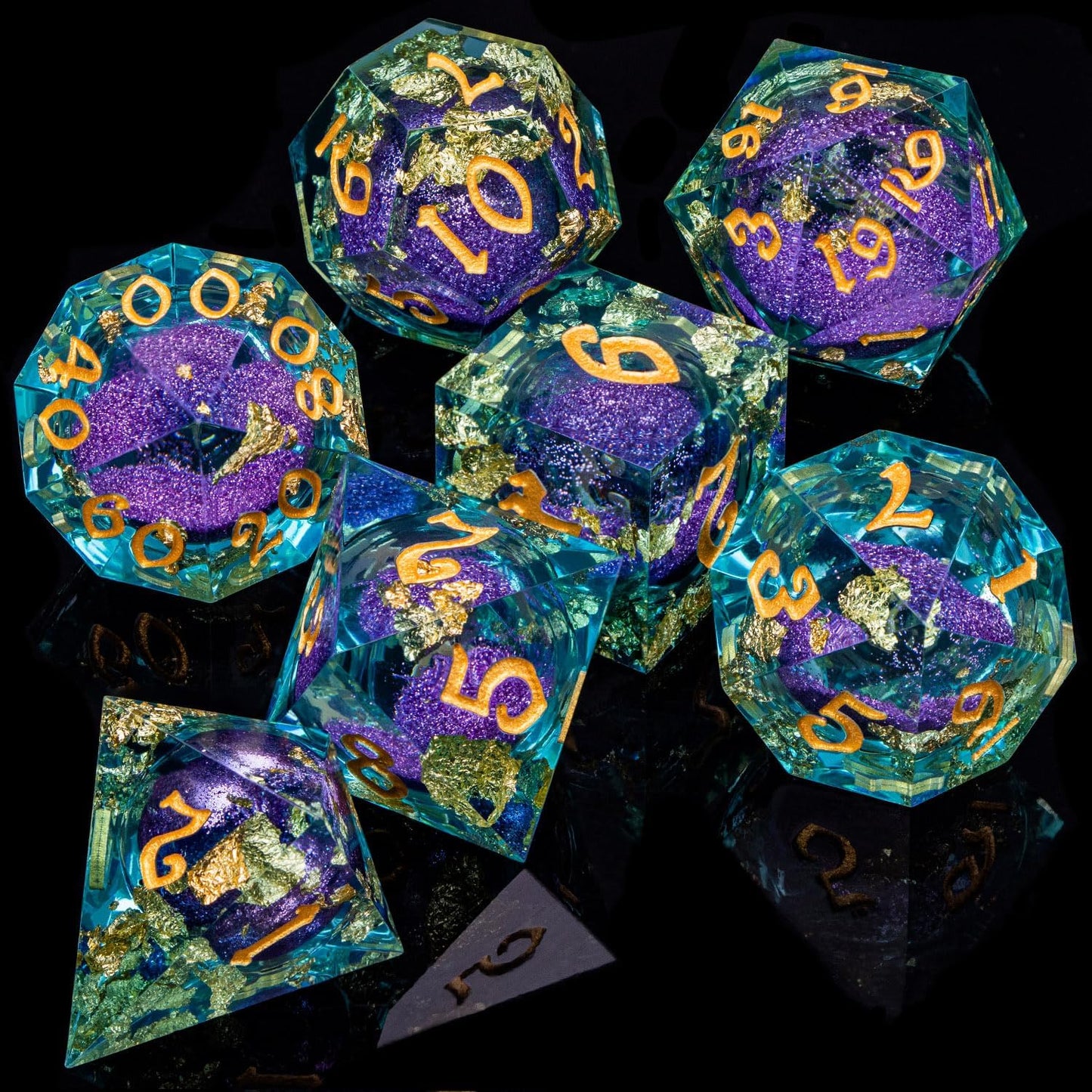 ARUOHHA Liquid Core DND Dice Set, 7pcs Resin Sharp Edged Dragons Dice RPG Role Playing Games, Purple Blue Polyhedral Dungeons D and D Dice with Gift Box D20 D12 D10 D8 D6 D4