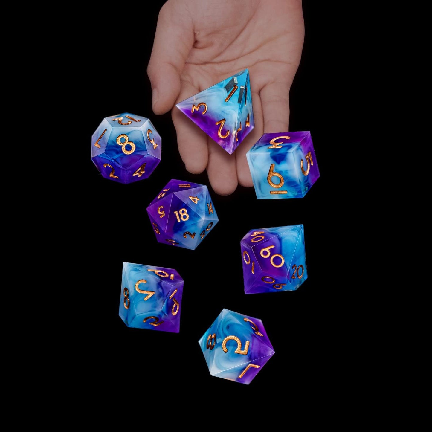 ARUOHHA DND Sharp Edged Dice Set, 7pcs Translucent Polyhedral Dice Set with Gift Box, Resin D and D Dice Set RPG Role Playing Game D20 D12 D10 D8 D6 D4