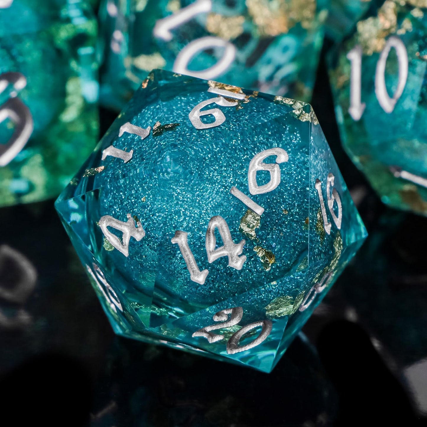 ARUOHHA Liquid Core DND Dice Set, 7pcs Resin Sharp Edged Dragons Dice RPG Role Playing Games, Silver Numbers Blue Dungeons Polyhedral Dice with Gift Box D20 D12 D10 D8 D6 D4