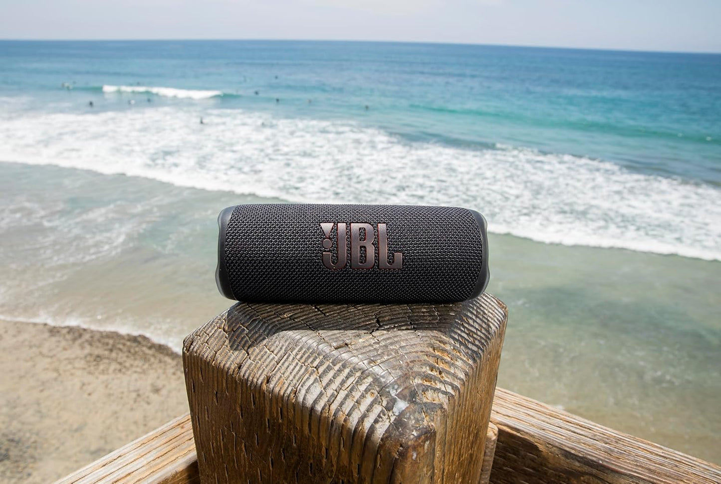 JBL Flip 6 - Portable Bluetooth Speaker, powerful sound and deep bass, IPX7 waterproof, 12 hours of playtime, JBL PartyBoost for multiple speaker pairing for home, outdoor and travel (Grey)