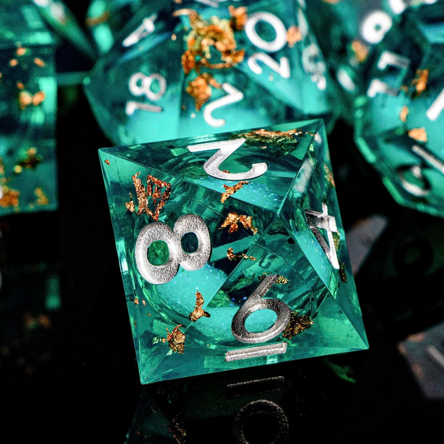 DND Dice Green Liquid Core Dice Set with Metal Box, Handmade Sharp Edge D and D Polyhedral Dice for use with RPG D&D Role Playing Game