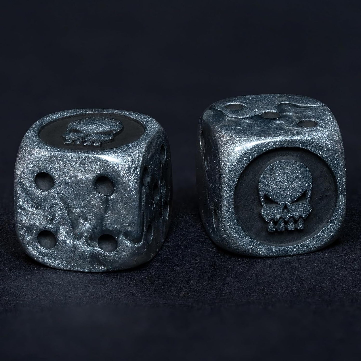 D6 Dice Set – 10× Six-Sided Resin Dice with Themed Designs – 16mm Tabletop for Wargames, RPGs, MTG, and Board Games (A-Solo Dice, WarSkull Dice Set)