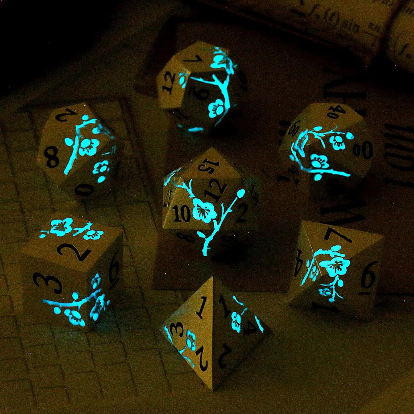 Glow in The Dark Flower Metal Dice, DNDND 7 PCS Blue Metallic D&D Dice Set with Gorgeous Gift Case for Dungeons and Dragon Tabletop Game (Glow in The Dark Blue)