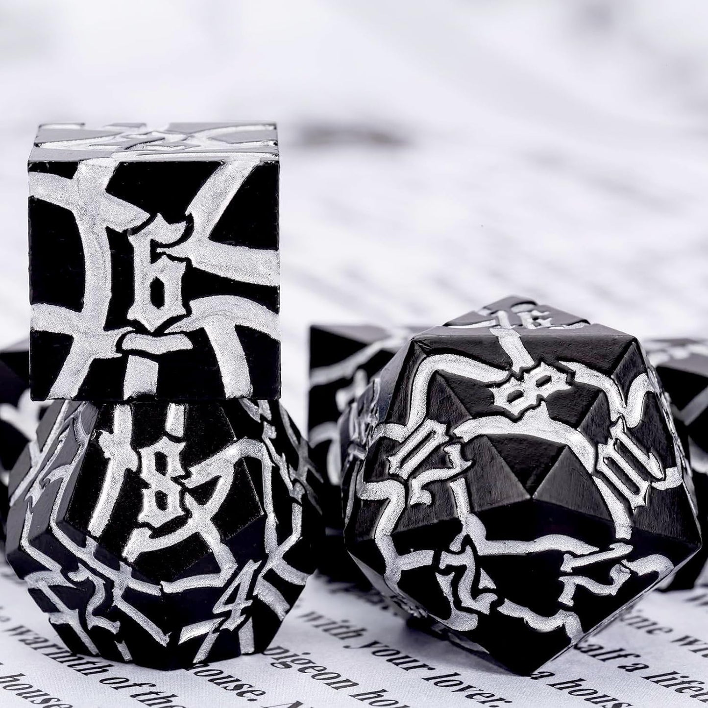 D&D Stripe Dice Set,Black Metal Dungeons and Dragons Dice Set with Box, Crack Polyhedral Dice for RPG Board Games (Matte Black Silver)